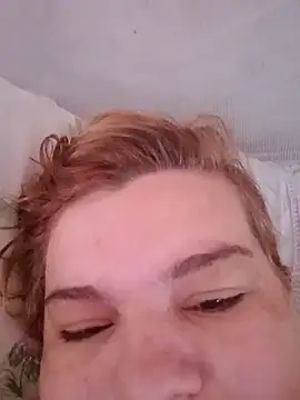 Snapshot of laiscibelle chatting on September 28, 12:21 pm laiscibelle online show from September 28, 12:21 pm