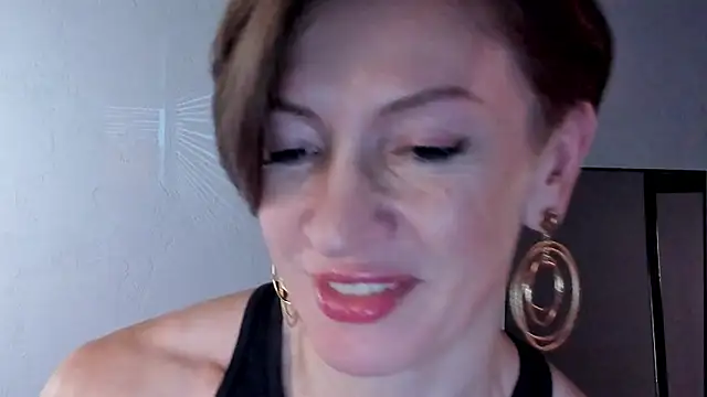 Dorothy Meyer online show from February 20, 9:59 pm