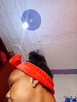 SexyTamarah online show from January 17, 6:47 am