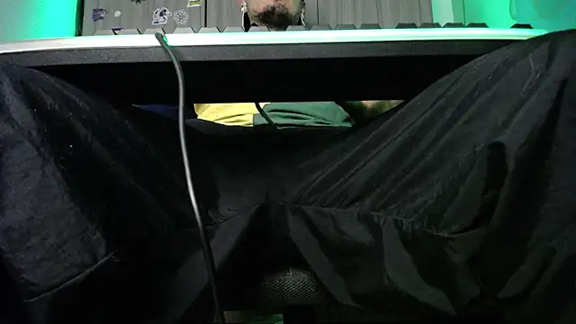 zacwatson  online show from February 10, 2:16 pm