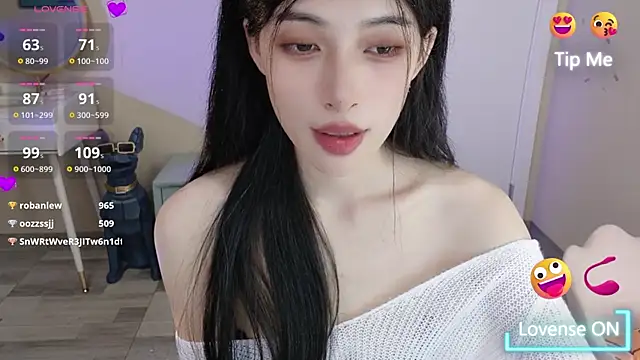 Aurora 99 online show from December 31, 1:19 pm