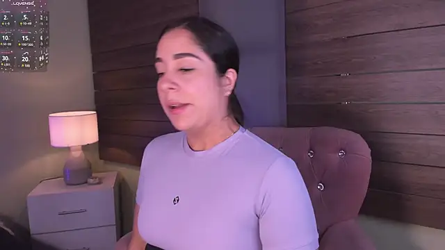 Snapshot of Sussy_Bell01 chatting on March 14, 9:00 pm Sussy Bell01 online show from March 14, 9:00 pm