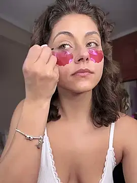 Snapshot of AvaBabyGirl chatting on January 26, 1:25 pm AvaBabyGirl online show from January 26, 1:25 pm