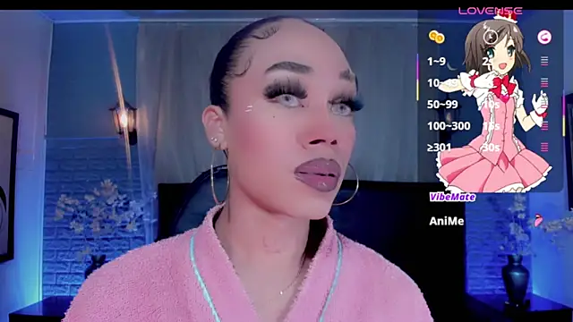 Snapshot of _ChanellR_ chatting on May 5, 10:56 am ChanellR online show from May 5, 10:56 am