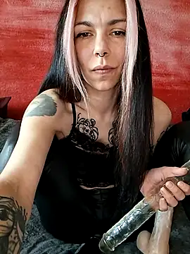 Snapshot of SophiaBlackfoxx chatting on February 2, 11:09 am SophiaBlackfoxx online show from February 2, 11:09 am