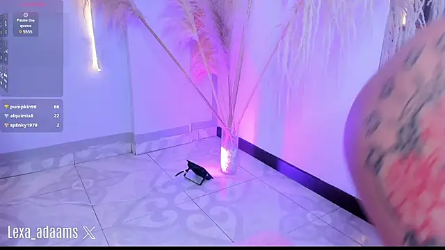 Snapshot of LexaAdams chatting on February 15, 3:28 pm LexaAdams online show from February 15, 3:28 pm