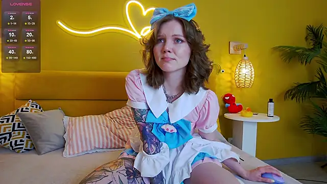 lessysweety online show from September 11, 3:17 am