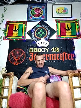Snapshot of Bbboy42 chatting on February 20, 5:55 am Bbboy42 online show from February 20, 5:55 am