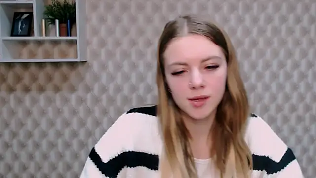 AliceFlirtt  online show from February 1, 2:13 pm