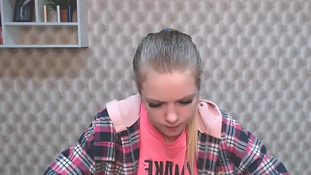 AliceFlirtt  online show from February 5, 1:44 pm