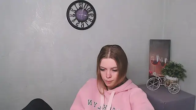 AliceFlirtt  online show from March 4, 8:13 am