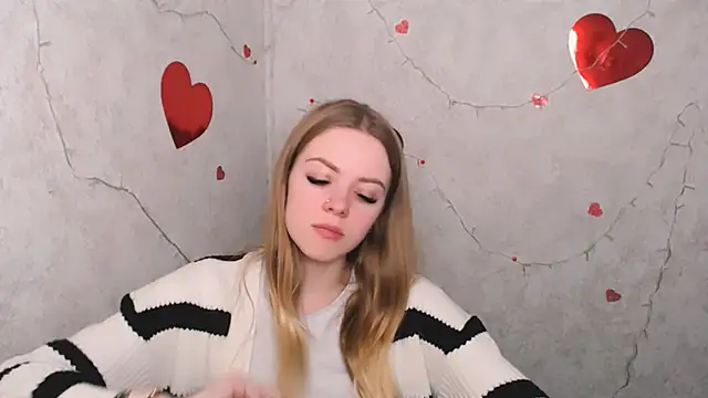 AliceFlirtt  online show from March 7, 2:34 pm