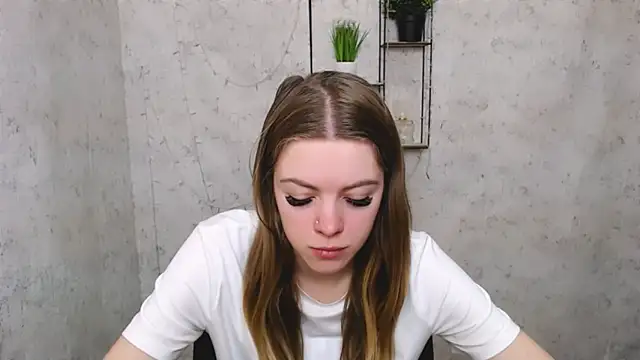 AliceFlirtt  online show from March 12, 7:24 am