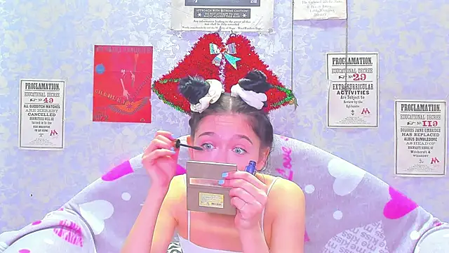 Vanessa Florence online show from December 15, 1:13 am