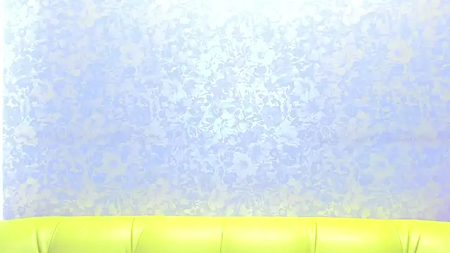 Vanessa Florence online show from March 29, 1:16 am