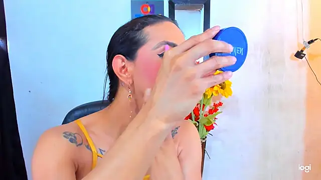 Snapshot of juanblakbigcock chatting on March 5, 3:41 pm juanblakbigcock online show from March 5, 3:41 pm