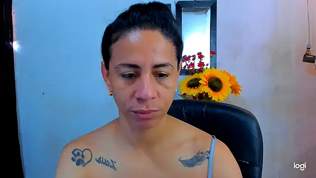 juanblakbigcock online show from May 23, 1:59 pm