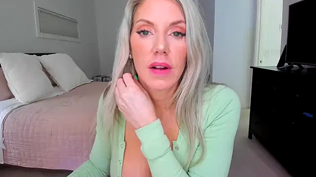 Kymmmy online show from March 13, 7:39 pm