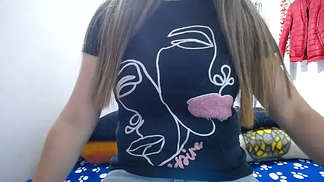 Luna girlhot  online show from May 8, 5:51 pm