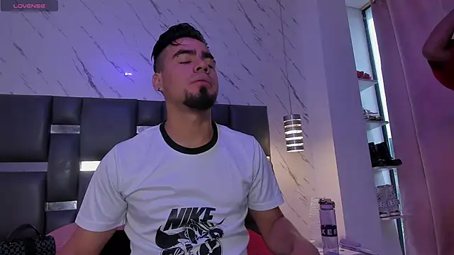 PittAndLunaa online show from April 16, 12:28 pm