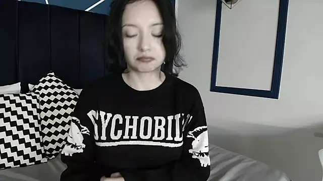 Adeelinee online show from January 8, 10:48 pm