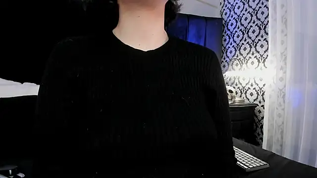 Adeelinee online show from September 16, 7:37 pm