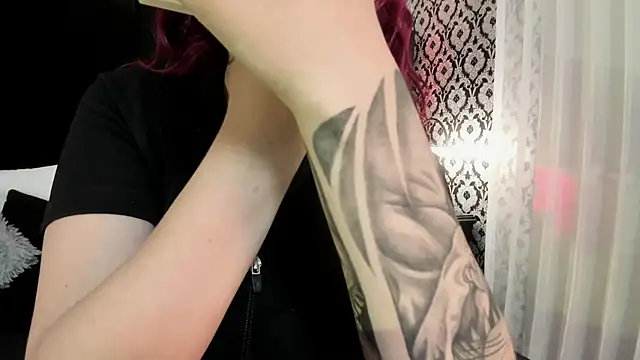 Adeelinee online show from September 22, 7:38 pm