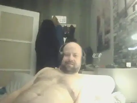 Prehistorixxx2686 online show from January 21, 11:34 pm