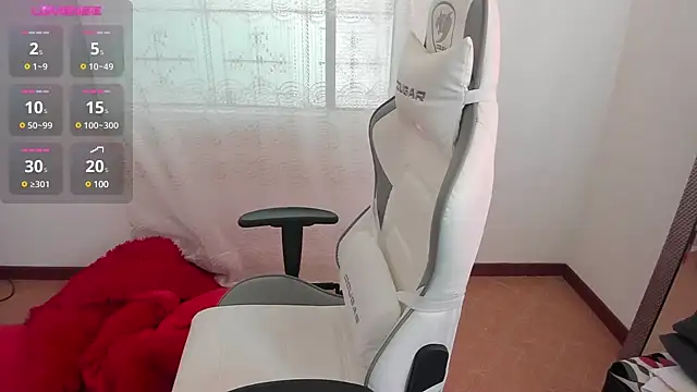 samantha  wilson online show from December 3, 3:44 pm