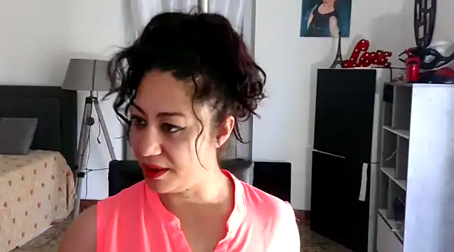 danasantoreal online show from January 17, 8:45 am