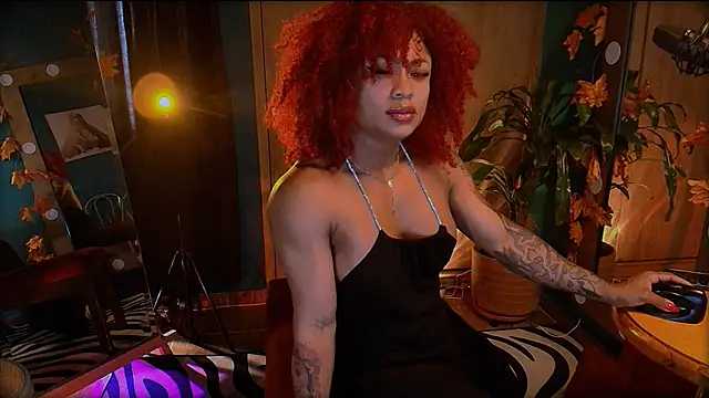 HeidiCox online show from December 15, 7:21 pm