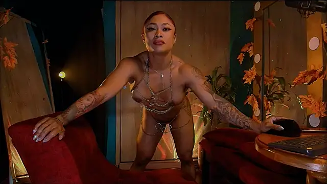 HeidiCox online show from December 21, 1:26 am