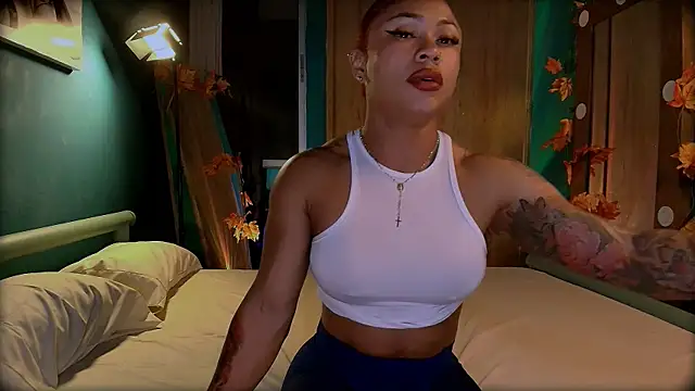 HeidiCox online show from February 14, 2:18 am