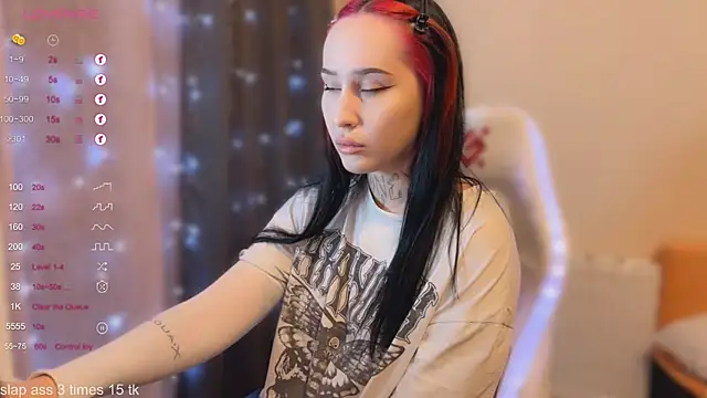 Snapshot of AnastasiaSun chatting on January 7, 6:21 pm AnastasiaSun online show from January 7, 6:21 pm