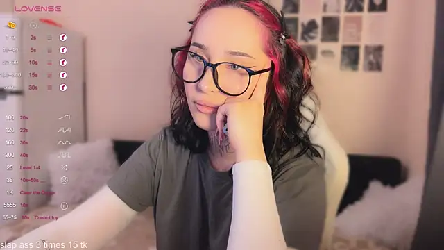 Snapshot of AnastasiaSun chatting on February 4, 3:40 pm AnastasiaSun online show from February 4, 3:40 pm