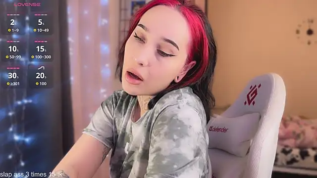 Snapshot of AnastasiaSun chatting on February 25, 5:00 pm AnastasiaSun online show from February 25, 5:00 pm