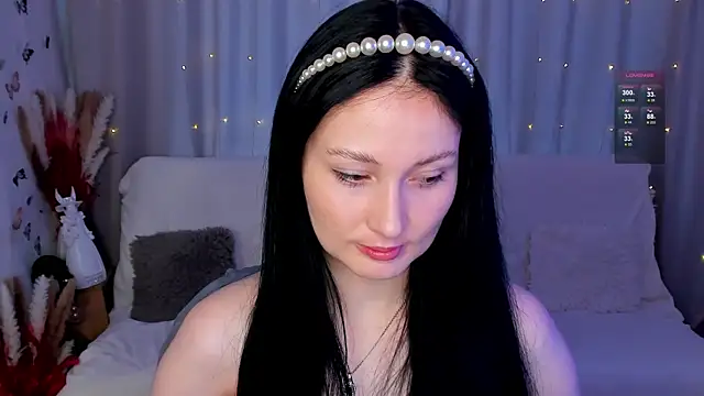 LisaMooore online show from January 8, 6:41 am