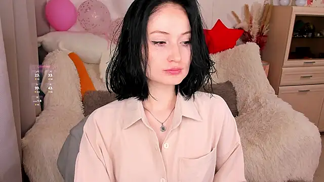Snapshot of LisaMooore chatting on April 22, 6:53 pm LisaMooore online show from April 22, 6:53 pm