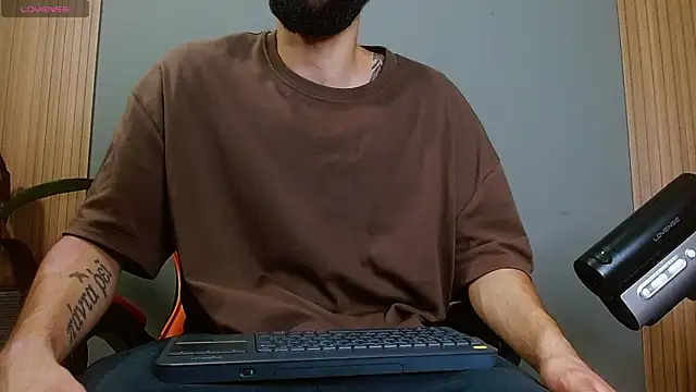 Mr WhiteCock online show from October 24, 12:19 am