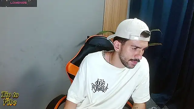 Mr WhiteCock online show from December 2, 10:16 pm