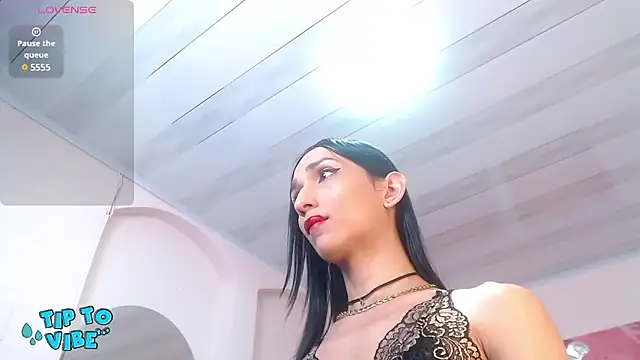 tamarafoxy  online show from January 20, 12:28 pm