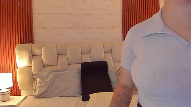 SophiaWylde online show from February 21, 4:51 am