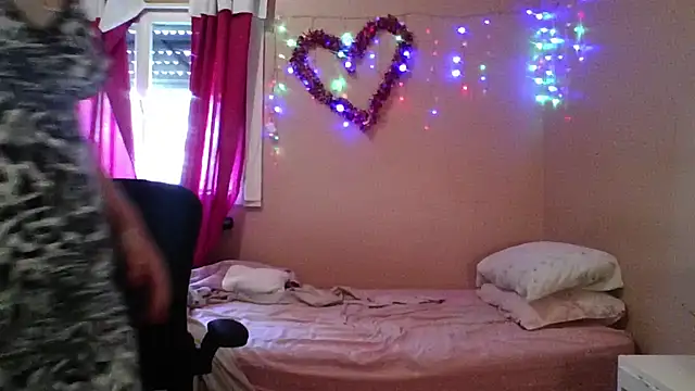 Snapshot of imsohornydacom chatting on January 14, 2:12 pm imsohornydacom online show from January 14, 2:12 pm