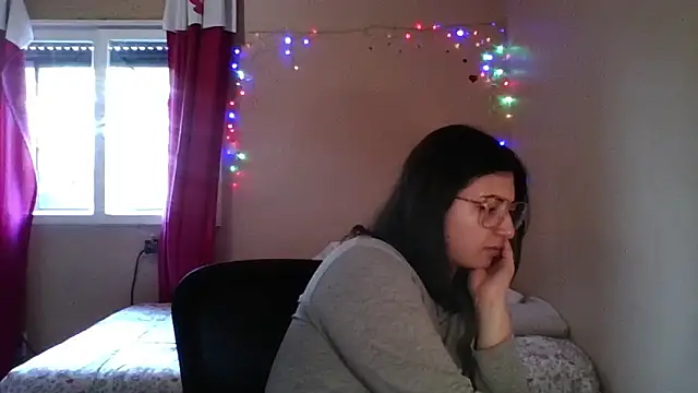 imsohornydacom online show from April 14, 5:52 pm