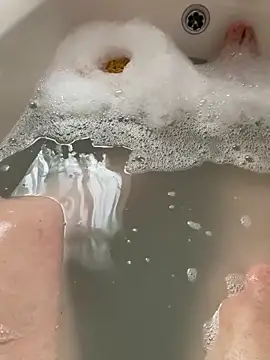 Snapshot of Russell1508 chatting on March 3, 4:24 pm Russell1508 online show from March 3, 4:24 pm