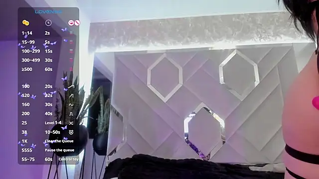 Sara Foxx1 online show from March 10, 12:40 am