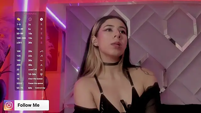 Sara Foxx1 online show from November 19, 10:10 pm