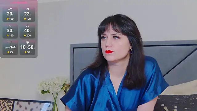 BellaHillss online show from February 1, 7:57 am