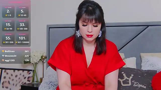 BellaHillss online show from February 8, 3:53 pm