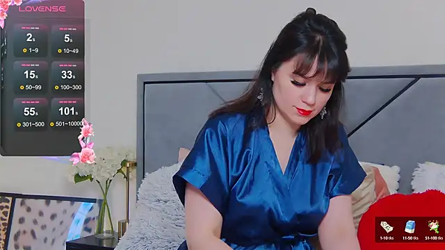 BellaHillss online show from February 9, 2:29 pm